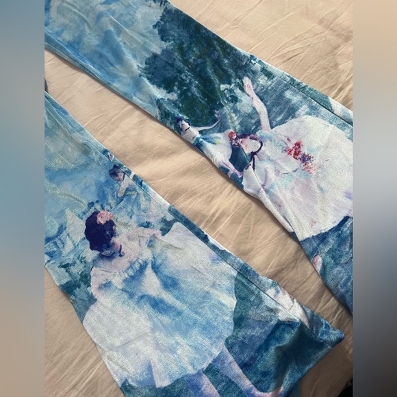 Sugar Thrillz Blue Ballet Print Leggings - Picture 4 of 4